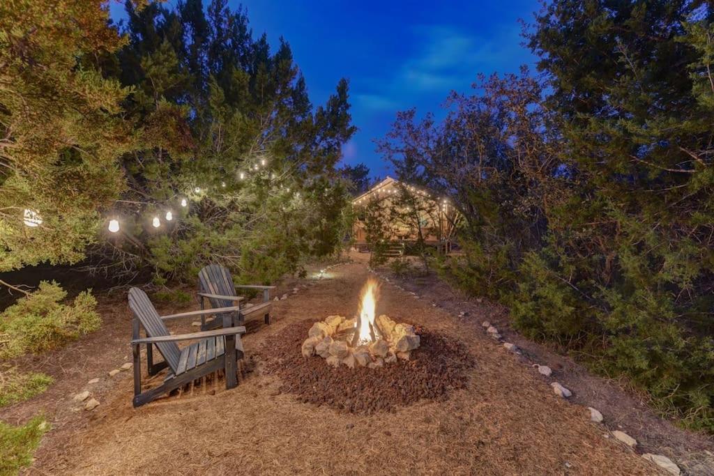 12 Fires Luxury Glamping With Heating #5 Hotel Johnson City Buitenkant foto