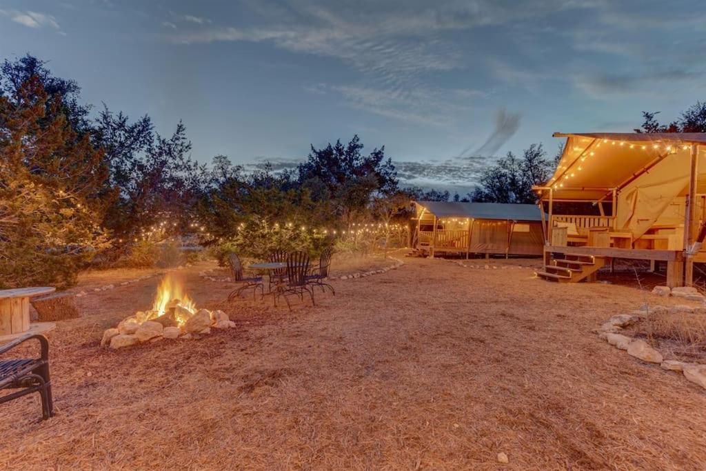 12 Fires Luxury Glamping With Heating #5 Hotel Johnson City Buitenkant foto