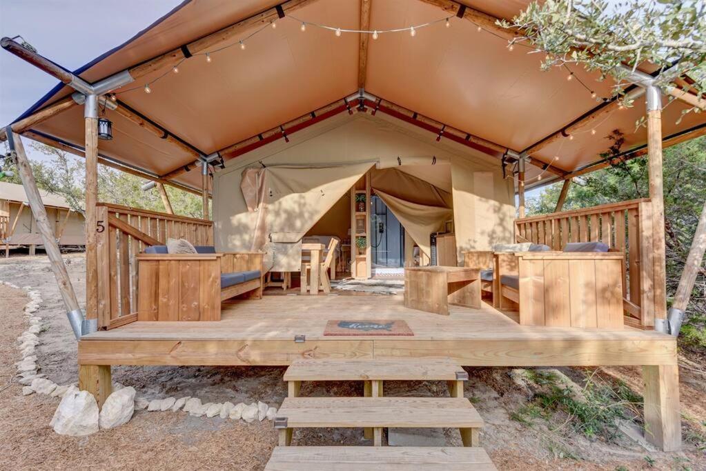 12 Fires Luxury Glamping With Heating #5 Hotel Johnson City Buitenkant foto